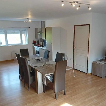 Grand Appartement Avec Terrasse Wignehies Экстерьер фото